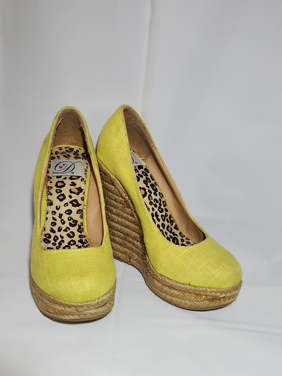 Delicious Shoes - My Delicious Glow Yellow Neon Linen Espadrille Wedges - Size 6